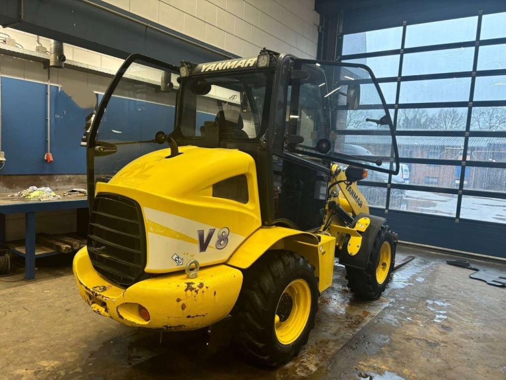 Yanmar V8 Photo 2