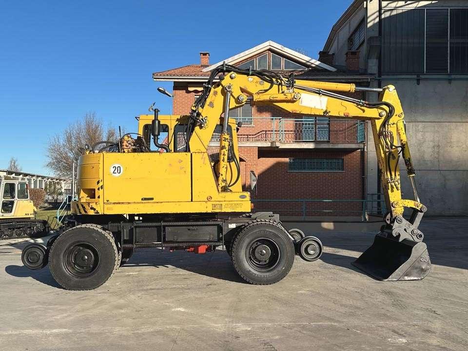 Fuchs MHB 230 ZW 4x4 Photo 20
