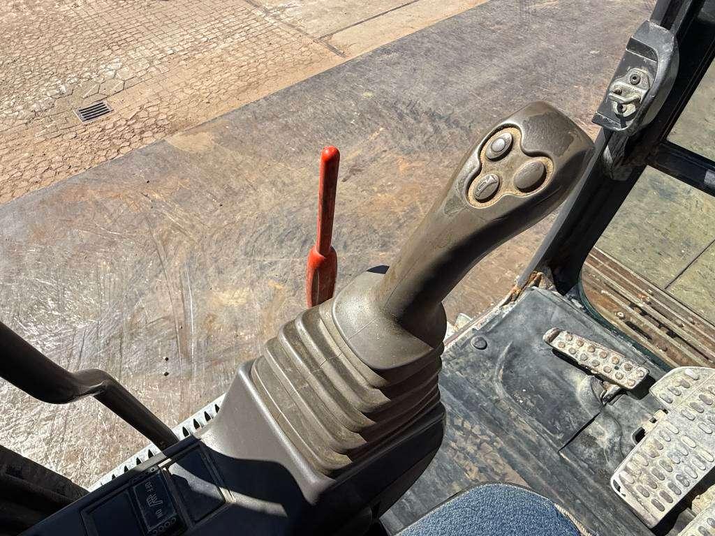 Hitachi ZX 210 LC-3 - Hammer Lines / Quick Coupler Photo 10
