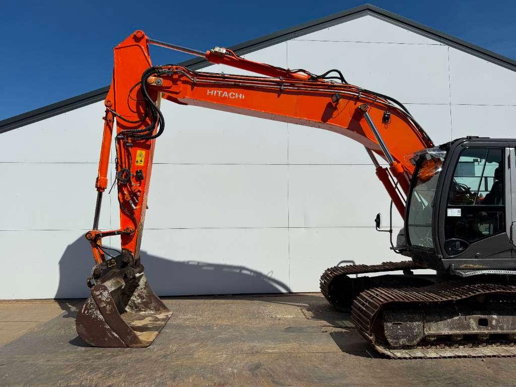 Hitachi ZX 210 LC-3 - Hammer Lines / Quick Coupler Photo 17