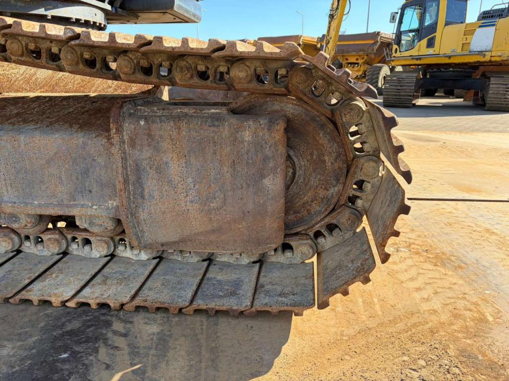 Kobelco SK300LC-10E Photo 15