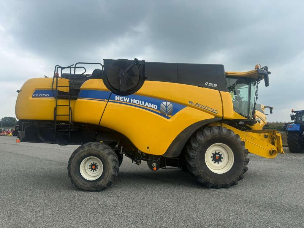 New Holland CX 7090 Photo 5