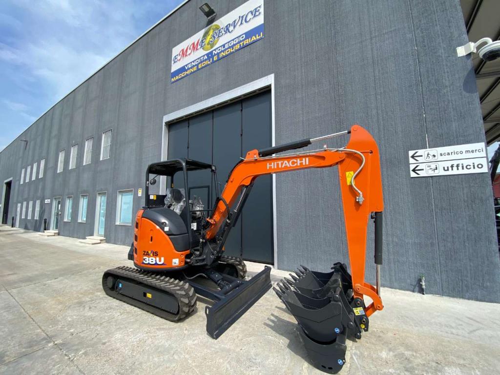 Hitachi ZX38U-6 YLR - Mini excavator for sale in Verona by Emme