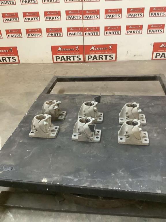 Supporti parafanghi for Volvo FH16 550 6x4 Photo 2