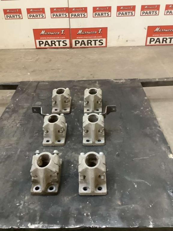 Supporti parafanghi for Volvo FH16 550 6x4 Photo 3