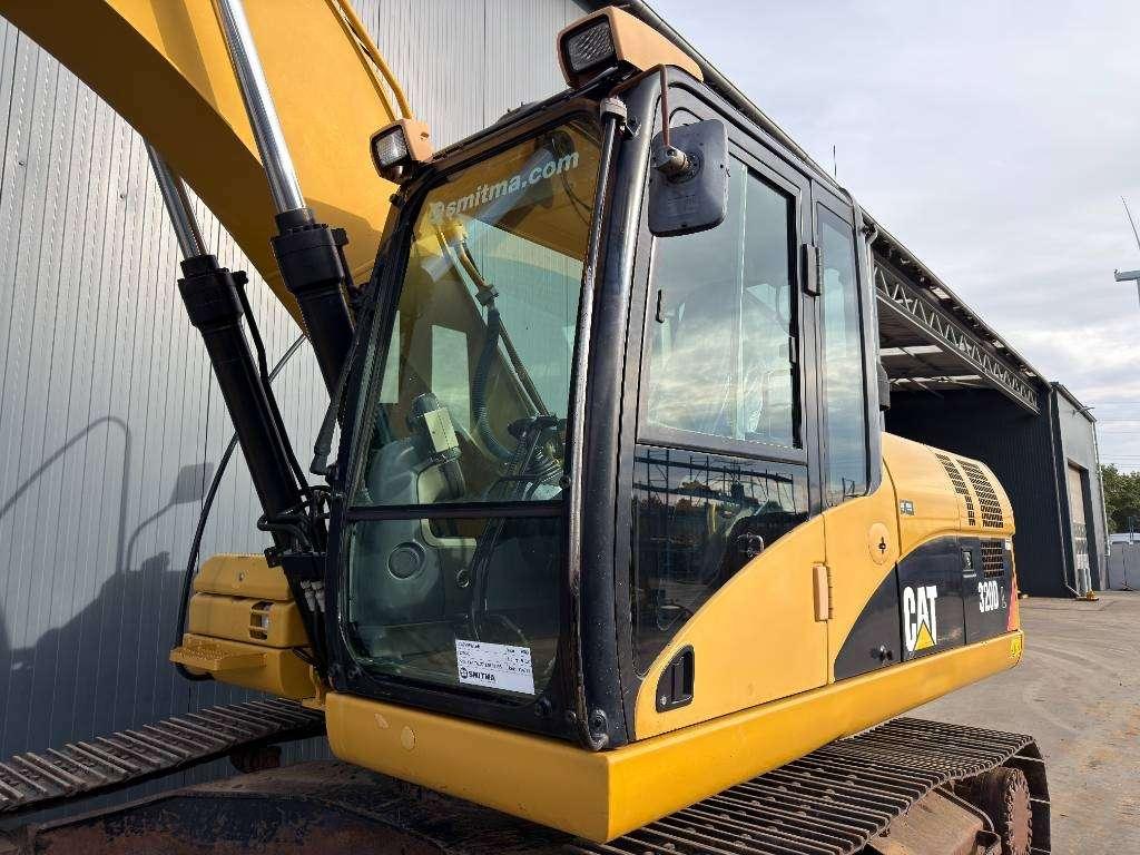 Caterpillar 320D L Photo 8