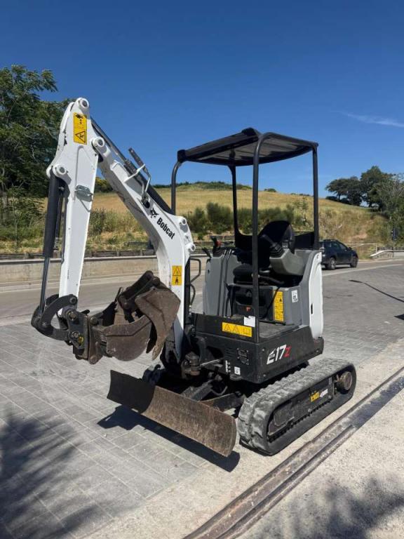Bobcat E17Z Photo 1