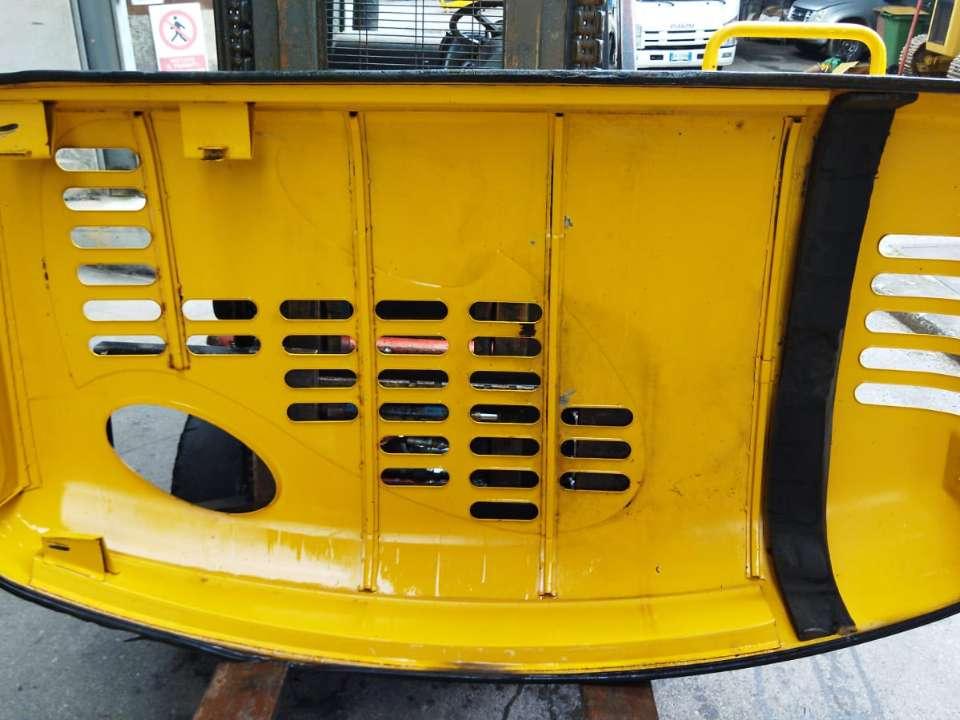 Hood and body panel for Volvo Ec 140 Photo 4