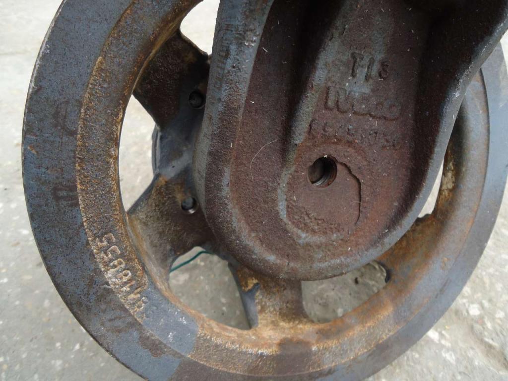 Pulley for Fiat Hitachi EX215 (codice 99451037) Photo 3