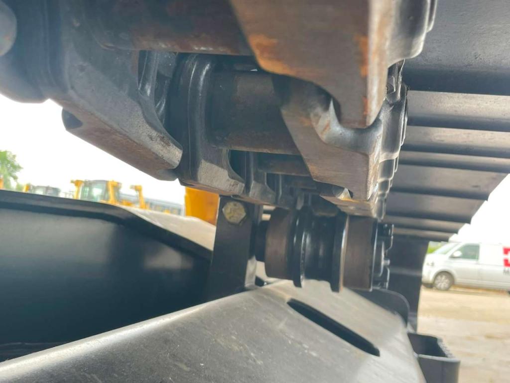 Caterpillar 323D3 Photo 19