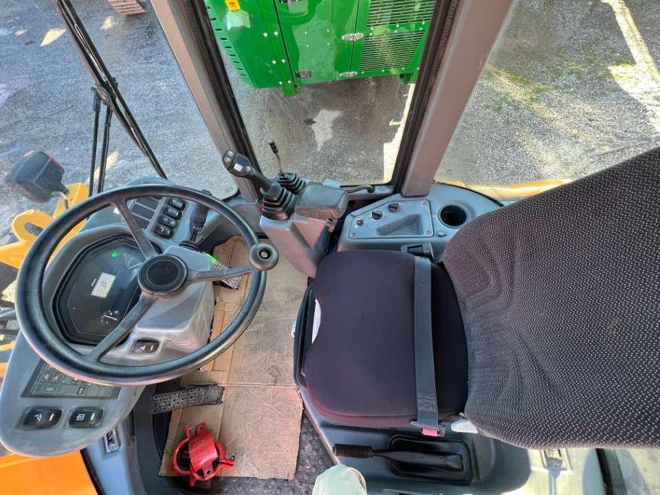 Volvo L30G Photo 6