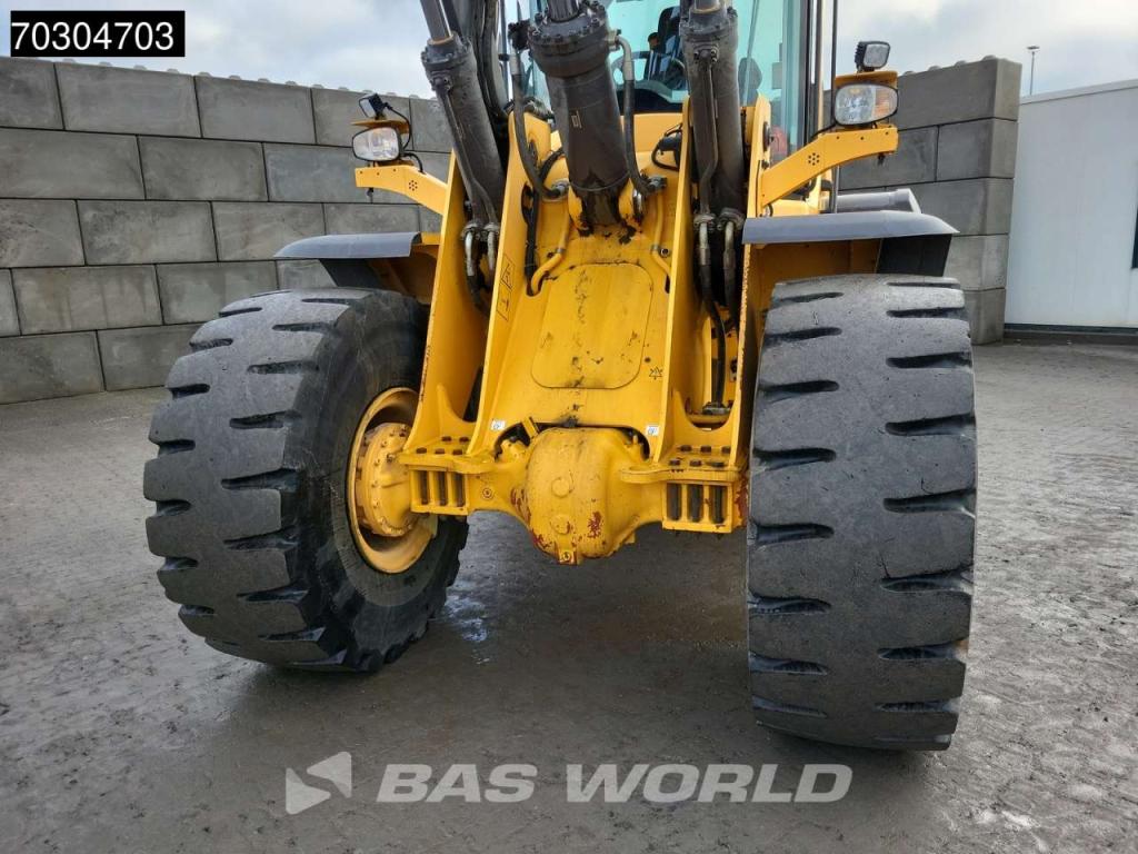 Volvo L110 H CDC - 3rd Function Photo 10