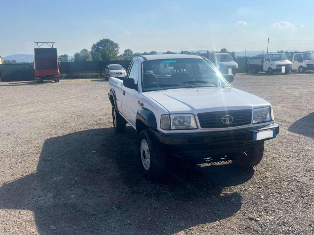 Tata Pick-up Photo 2