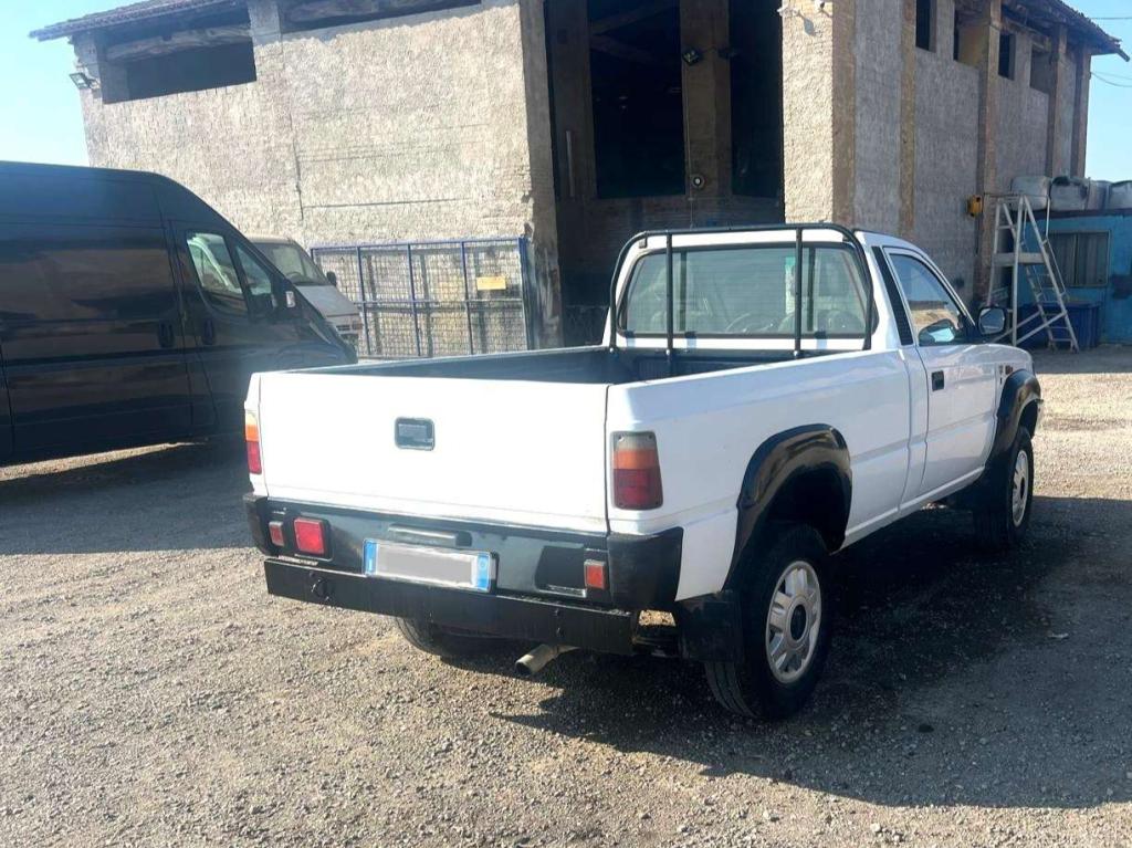 Tata Pick-up Photo 3
