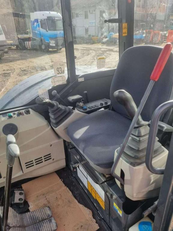 Kobelco SK45SRX-6 Photo 6