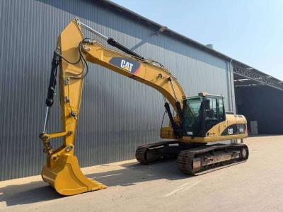 Caterpillar 323D L sold by Smitma B.V.
