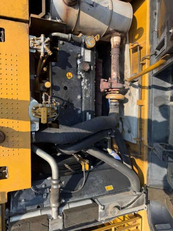 Caterpillar 323D L Photo 30