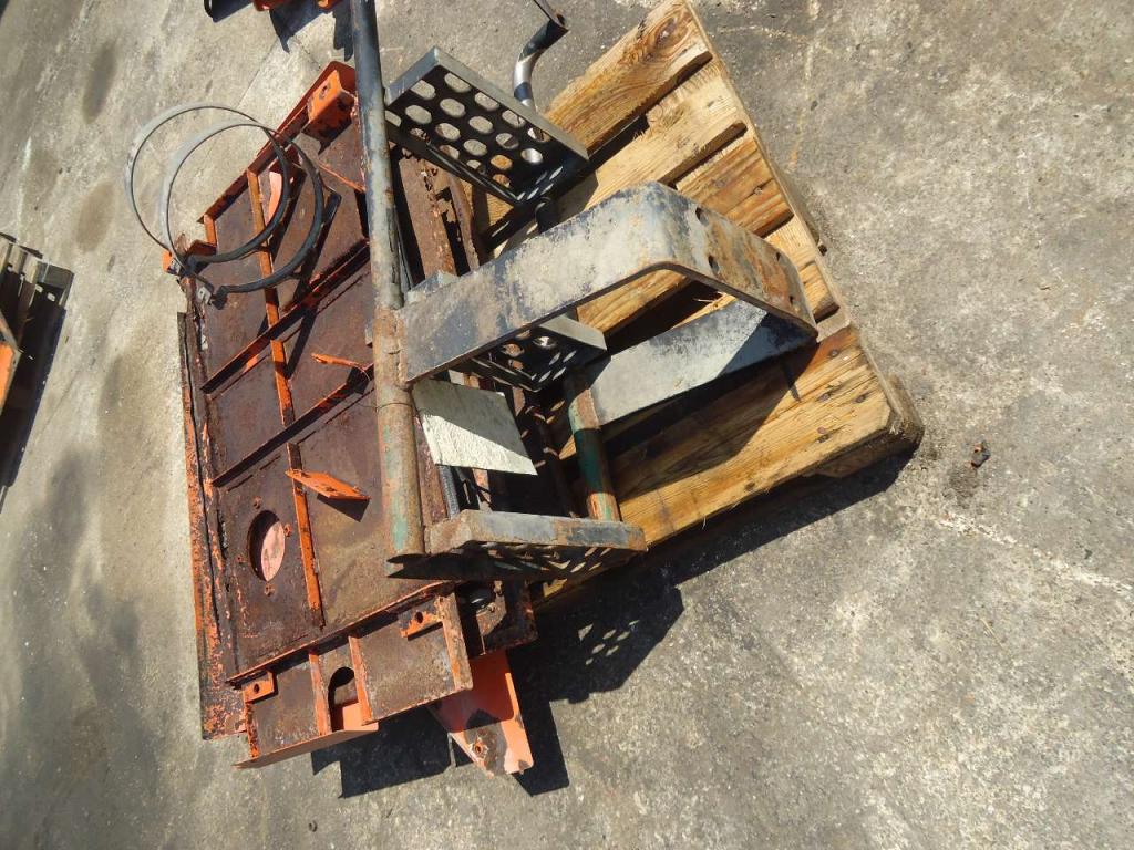 Hood and body panel for Fiat Hitachi W130 Photo 2