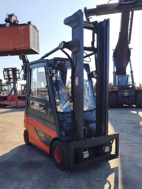 Linde E30L-01 Photo 2