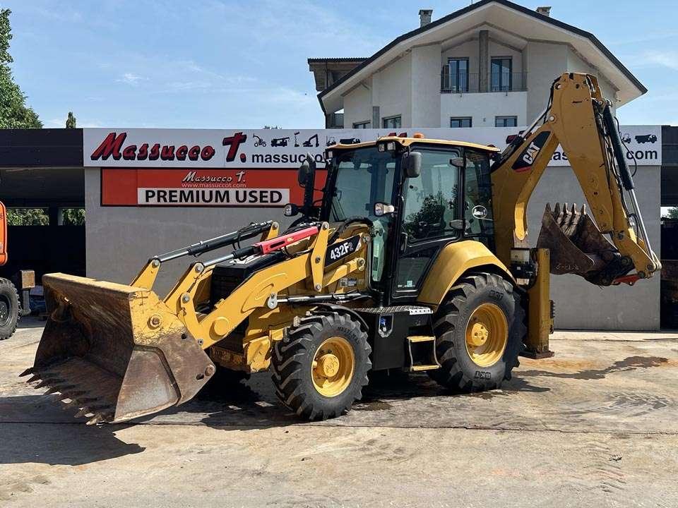 Caterpillar 432F2 4x4 Photo 23