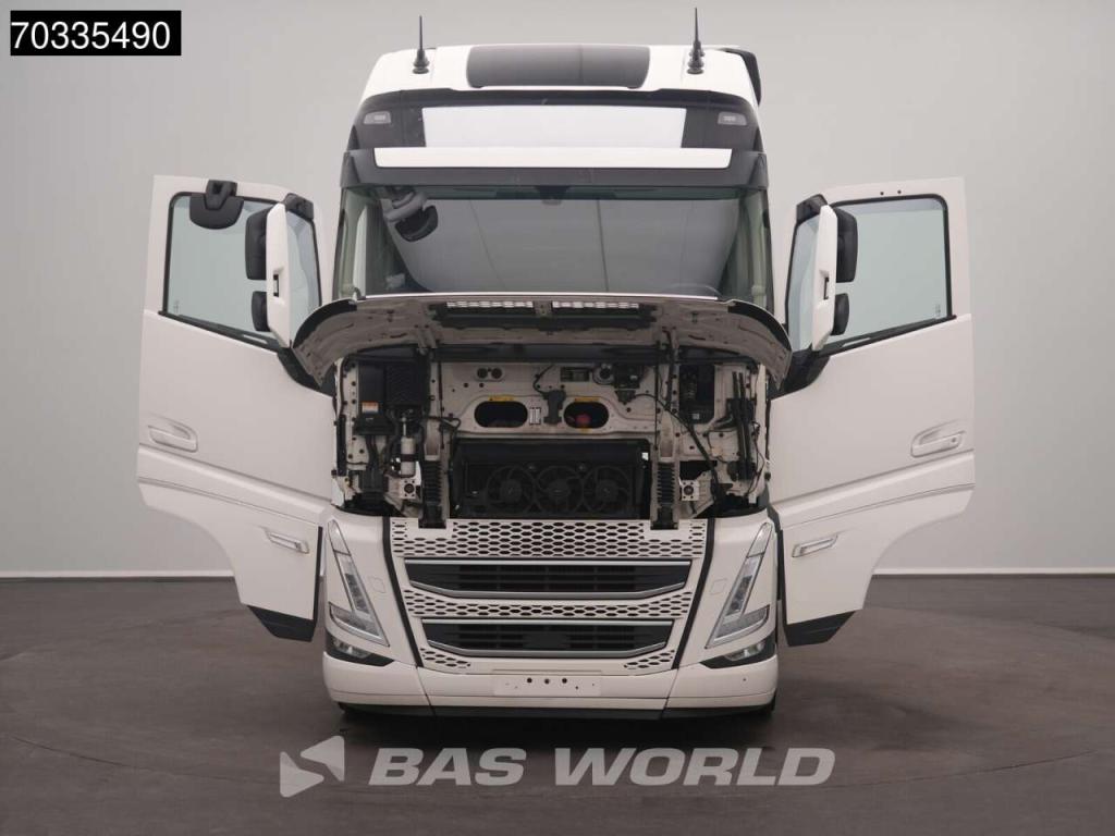 Volvo FH 500 4X2 XL 2x Tanks I-ParkCool ACC Photo 15