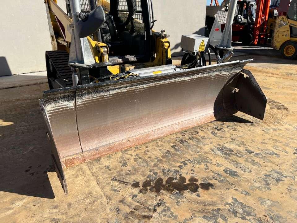 Komatsu CK 20 HF Photo 4