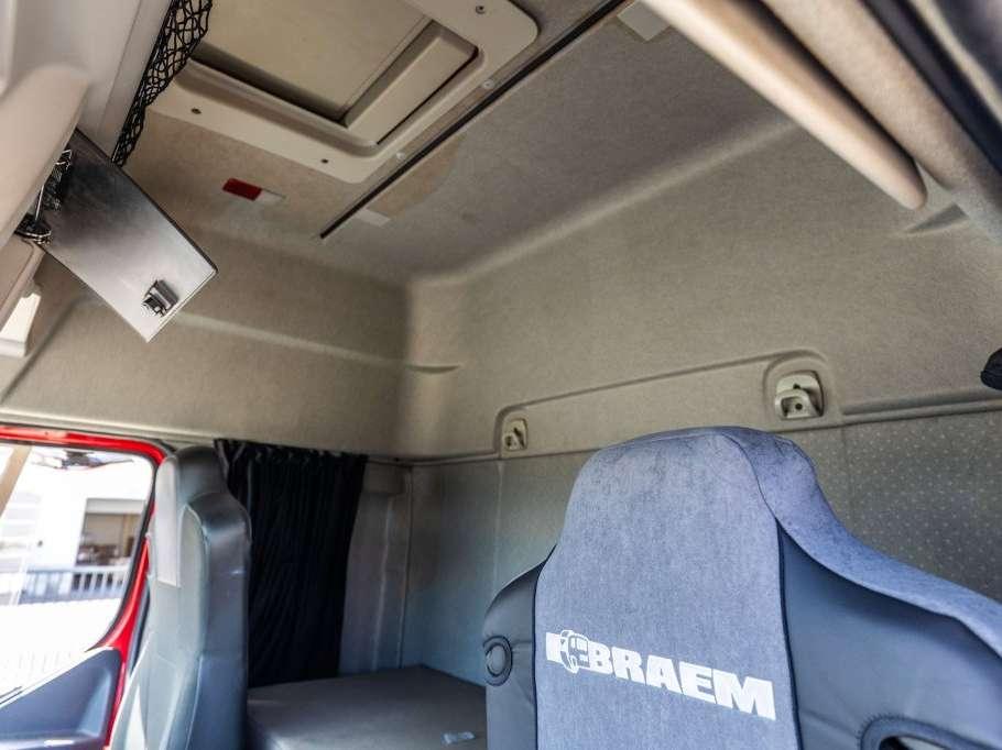 Renault D 19 WIDE 280 DXI + BAR Photo 18