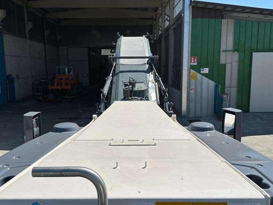 Wirtgen W220 Photo 19