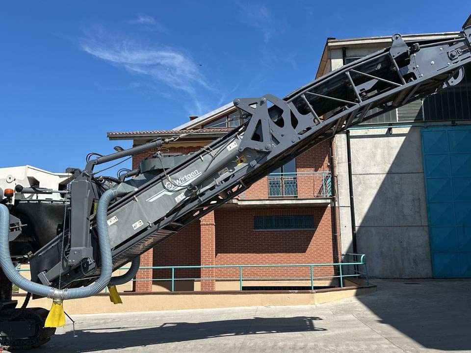 Wirtgen W220 Photo 9