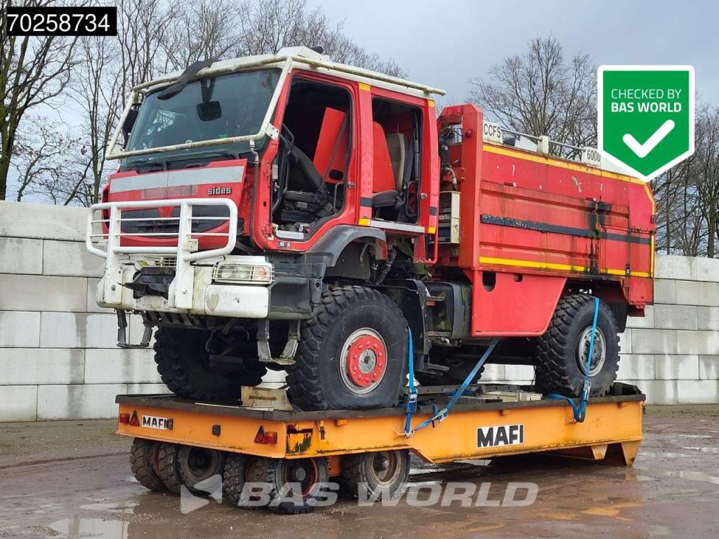 Renault Thomas 4X4 FOR PARTS Renault / Thomas Sides 6000 Ltr 4x4 Feuerwehr Euro 5 Photo 1