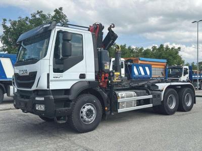 Iveco Trakker 450 6x4 Photo 1
