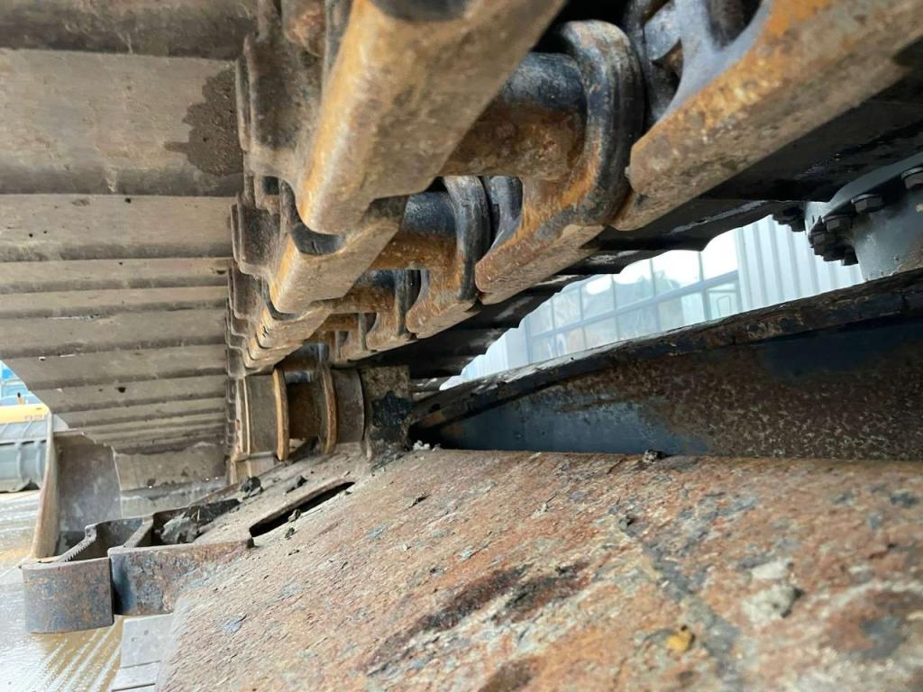 Komatsu PC240LC-10 Photo 29