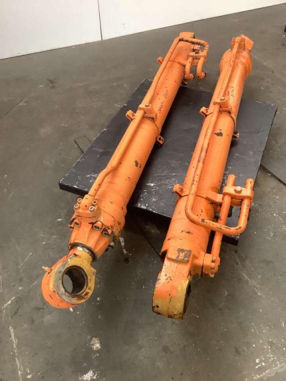 Lifting piston for Fiat Hitachi FH 200 E Photo 2