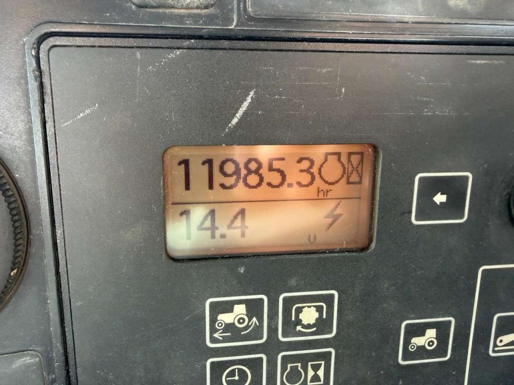 John Deere 7720 PQ - No TLS - Good Condition Photo 29