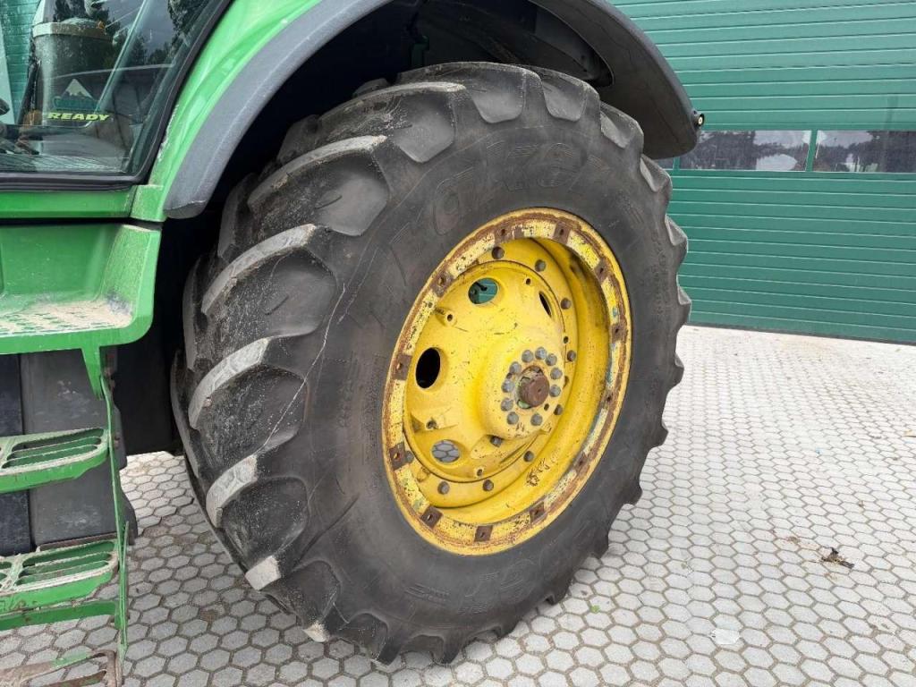 John Deere 7720 PQ - No TLS - Good Condition Photo 6