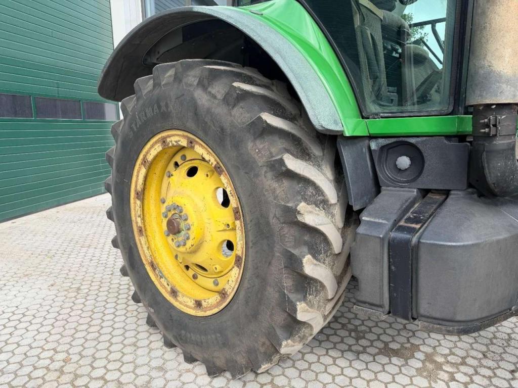 John Deere 7720 PQ - No TLS - Good Condition Photo 9