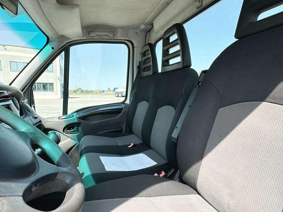 Iveco DAILY 35C13 4x2 Photo 14