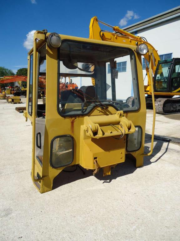 Cab for Fiat Allis FL10E Photo 1
