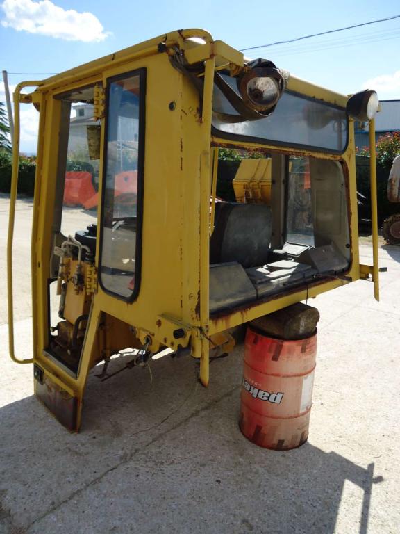 Cab for Fiat Allis FL10E Photo 3