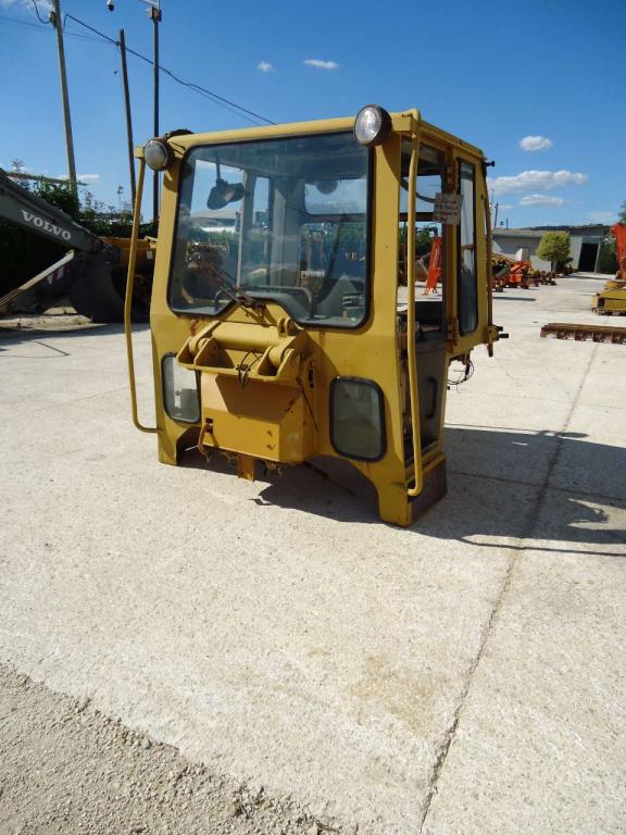 Cab for Fiat Allis FL10E Photo 5
