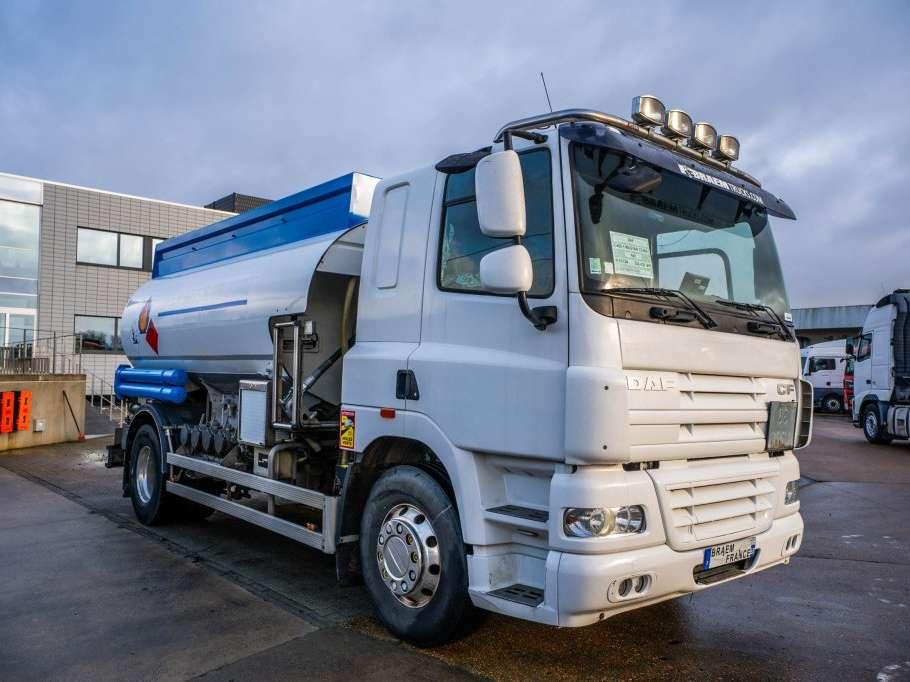 Daf CF 460 + MAGYAR 12.000L/4COMP+INTARDER Photo 2