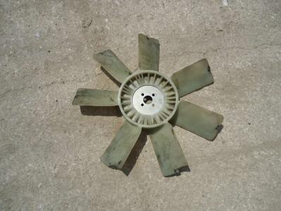 Cooling fan for Hitachi LX170 sold by OLM 90 Srl