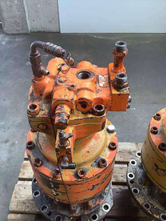 Swing motor for Fiat Hitachi FH 400 Photo 5