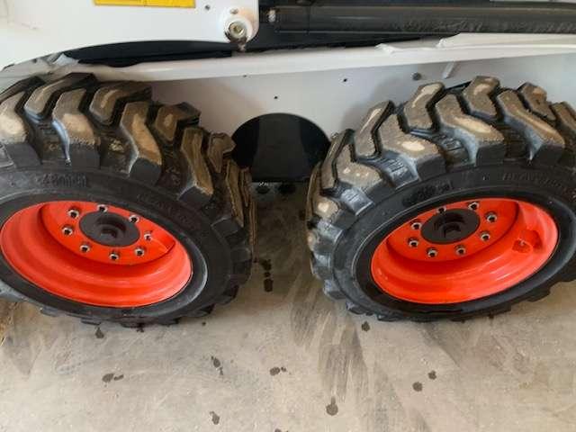 Bobcat S590 Photo 2