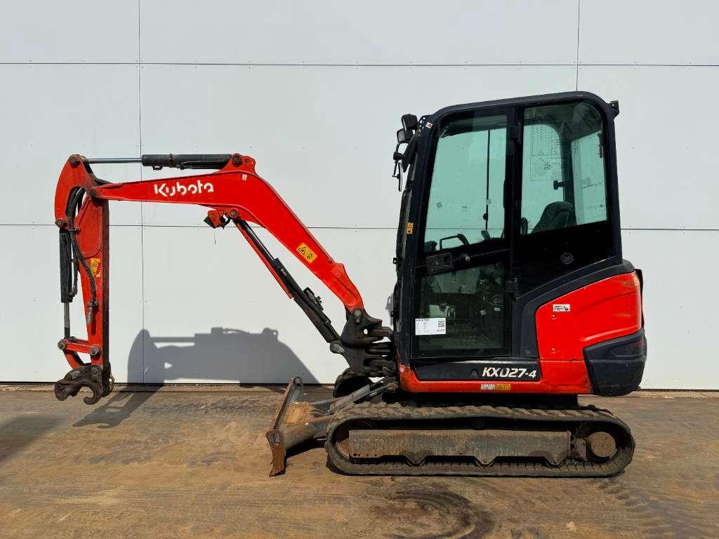 Kubota KX027-4 - Hammer Lines / Quick Coupler Photo 1