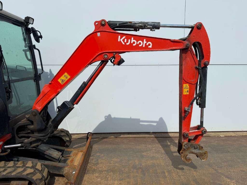 Kubota KX027-4 - Hammer Lines / Quick Coupler Photo 13