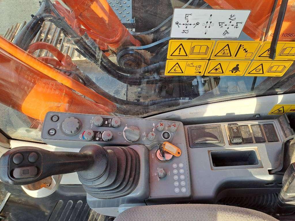 Hitachi Zx350LCN-6 Photo 29