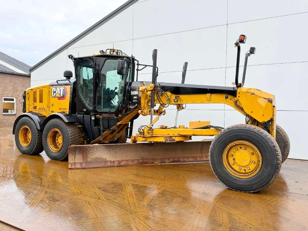 Caterpillar 140M2 VHP 6x6 AWH - 4.88m Blade Photo 6