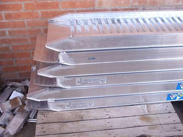 Loading ramp Photo 2