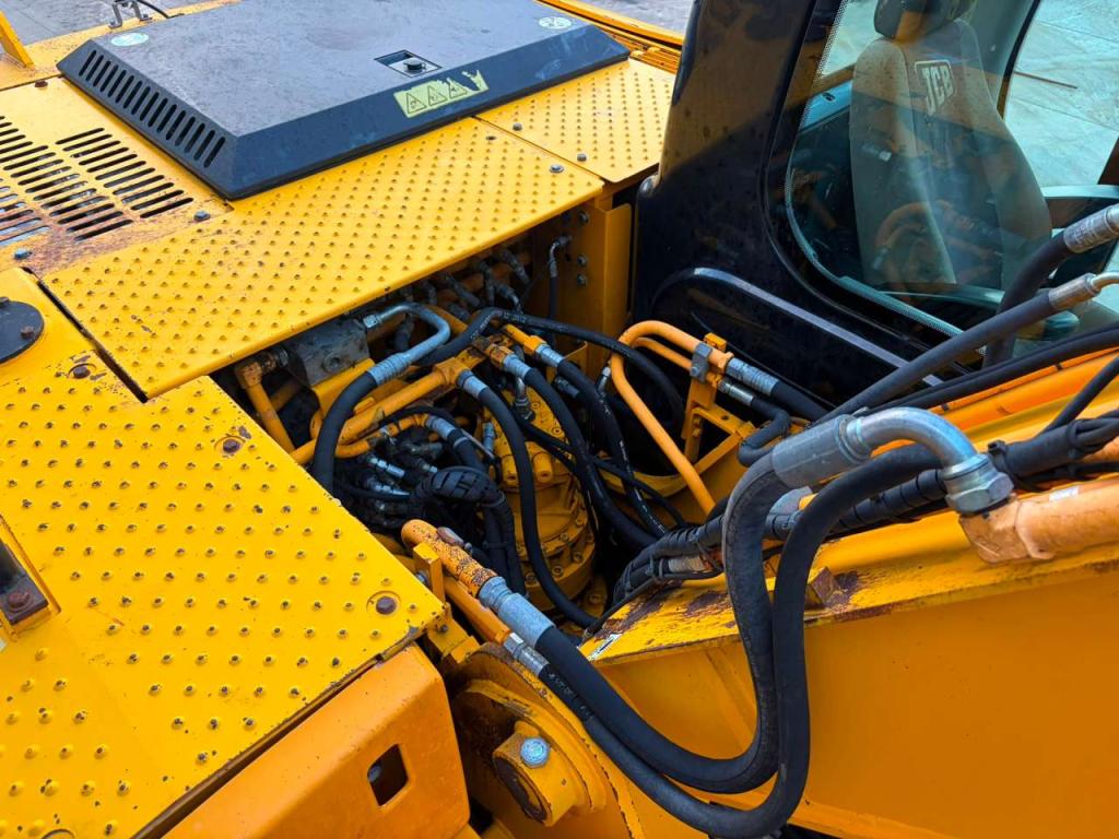 JCB JS175W Photo 27